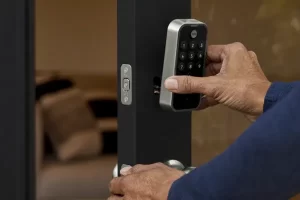 placing a new keypad lock